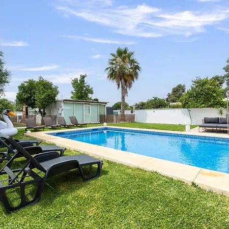 Isabel Private Pool & By Aora Humera