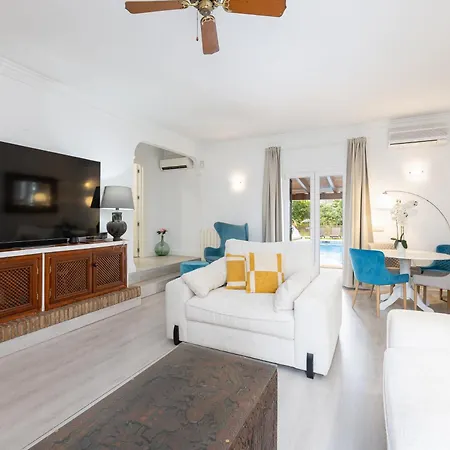 בית נופש Isabel Private Pool & By Aora